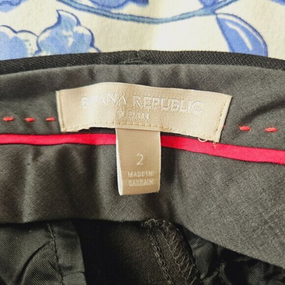 Like new! Banana Republic Black Sloan Pant - Picture 2 of 9